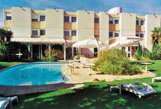Hotel Kyriad Toulon Est Hyeres 3*