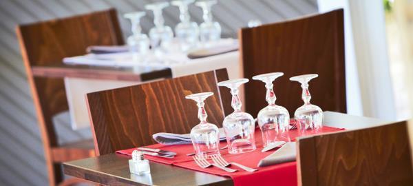 Kyriad Toulon Est Hyeres La Garde Hotel
